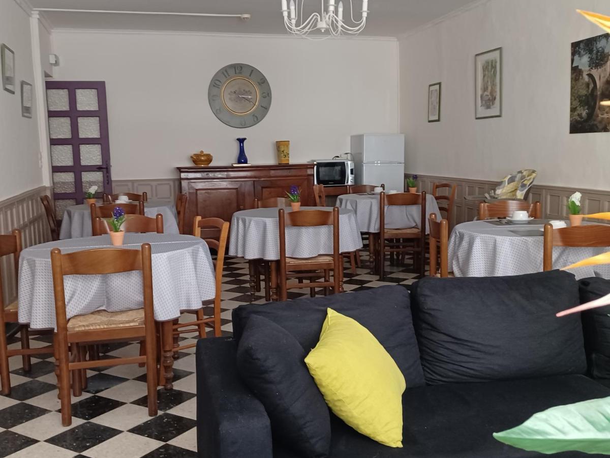 Les Glycines Bed & Breakfast Le Vigan  Exterior photo